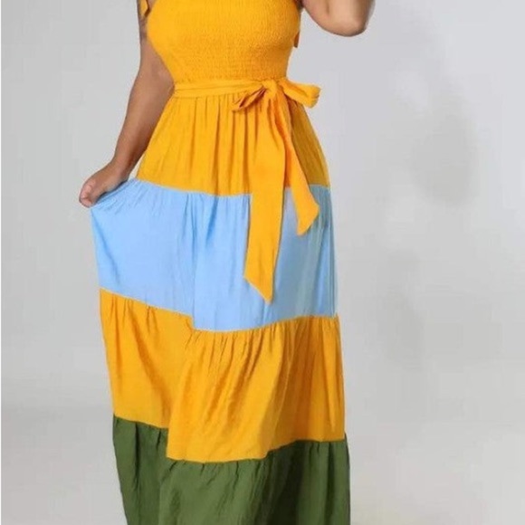 #19 Weekend Ready Colorblock Maxi Dress - Picture 5 of 6